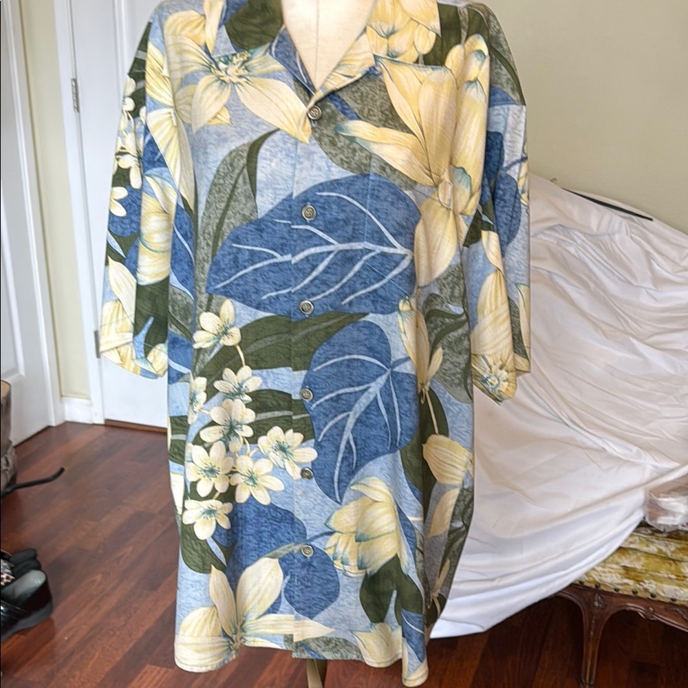 Tommy Bahama Floral Dress Shirt